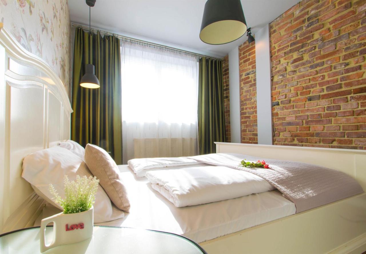 Krupnicza Modern Old Town Apartments - By Upstairs Краків Екстер'єр фото