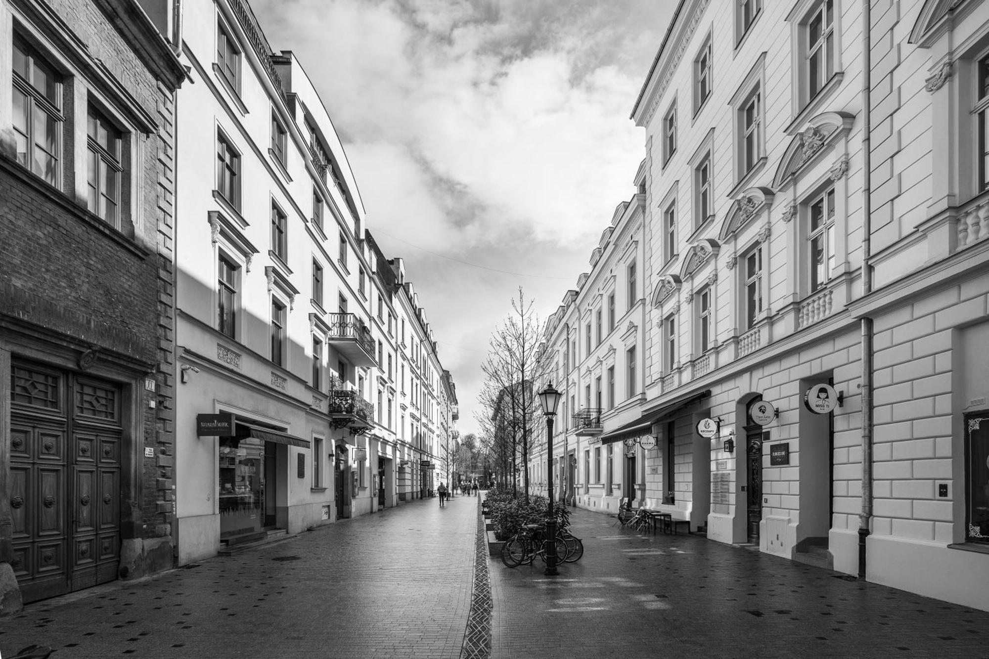 Krupnicza Modern Old Town Apartments - By Upstairs Краків Екстер'єр фото