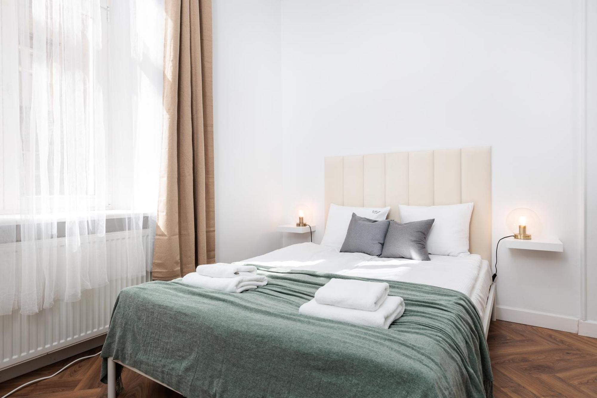 Krupnicza Modern Old Town Apartments - By Upstairs Краків Екстер'єр фото